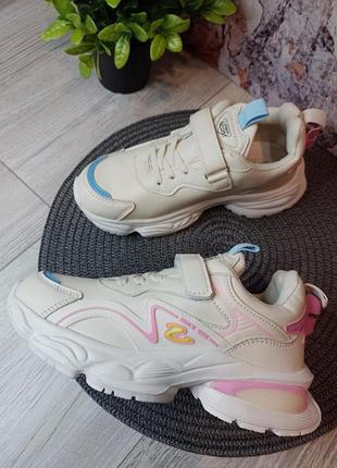 Кроссовки для девочки 2