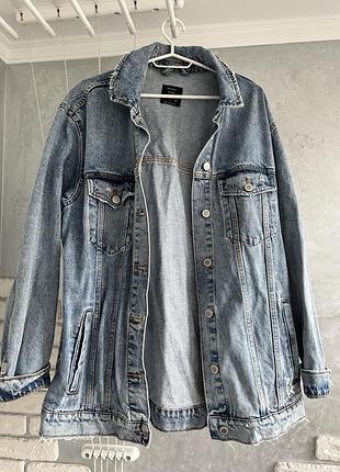 Джинсова курточка bershka