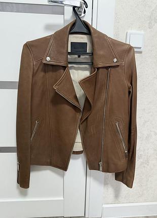 Натуральна шкіряна куртка massimo dutti