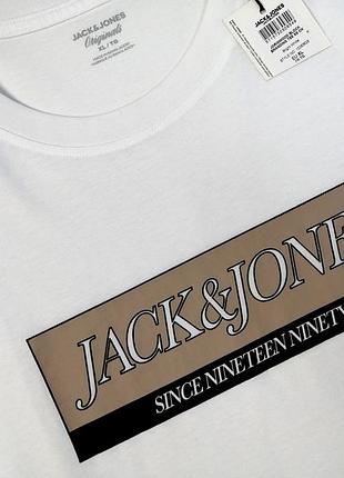 Мужская  белая футболка jack & jones 5