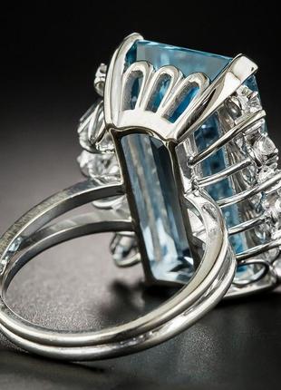 Серебряное кольцо с большим голубым лабораторным аквамарином3 фото