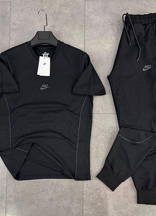 Чоловічий костюм nike штани футболка