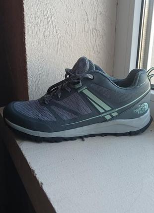 Кросівки жіночі,
the north face , устілка 25,5 см