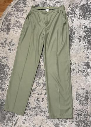 Брюки bershka (eur-42) l