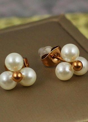 Сережки гвоздики xuping jewelry трійця перлів 9 мм золотисті love-shopping