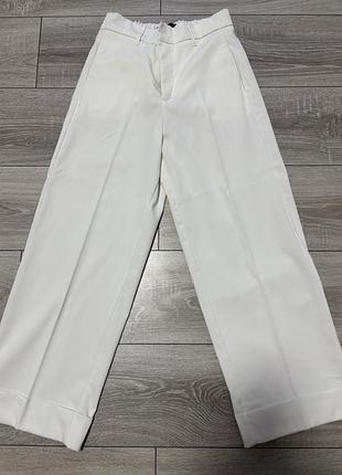 Білі жіночі брюки zara