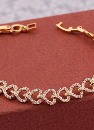 Браслет xuping jewelry соединенные сердца середина с фианитами 17.5 см 10 мм золотистый love-shopping
