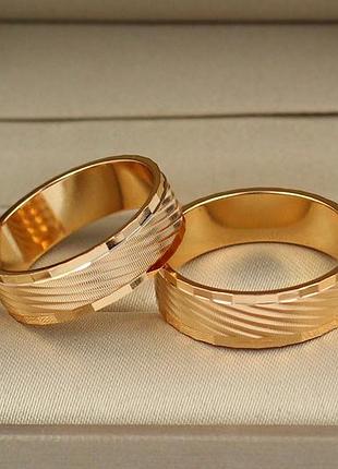 Обручальное кольцо xuping jewelry рисунок косая полоска 6 мм р 18 золотистое love-shopping