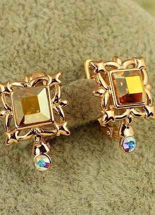 Сережки xuping jewelry глорія з каменем шампанське сваровські 1,8 см золотисті love-shopping