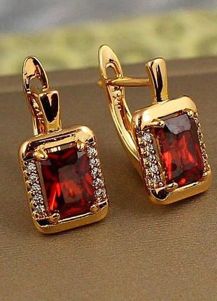 Серьги xuping jewelry фейлетон с красным камнем 1,5 см золотистые love-shopping