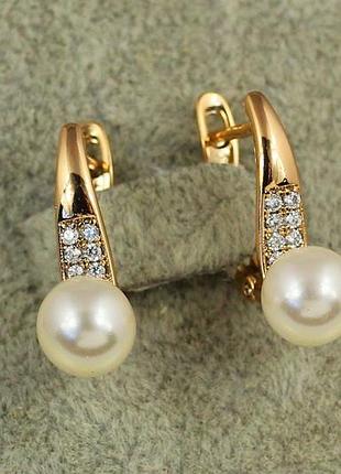 Сережки xuping jewelry скеля з перлиною 1,8 см золотисті love-shopping