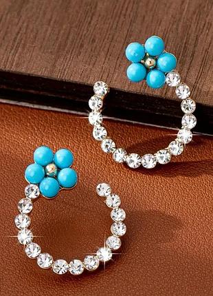 Сережечки красиві