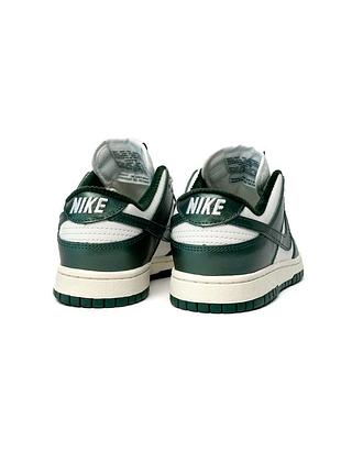 Nike sb dunk 4