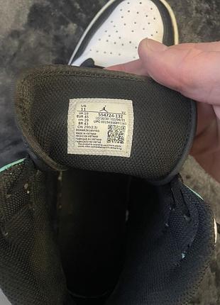 Nike air jordan 1 mid 8