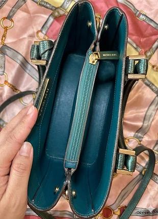 Michael kors crossbody 2