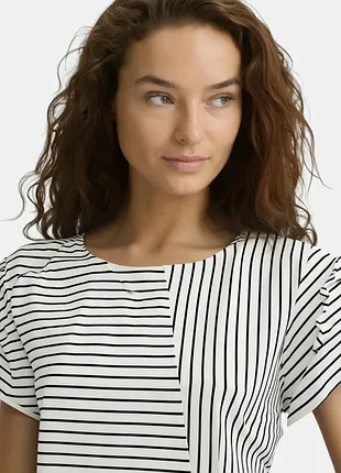 🛍 стильна блуза shefly у дуже хорошому стані! ✨ (р. 44-48)