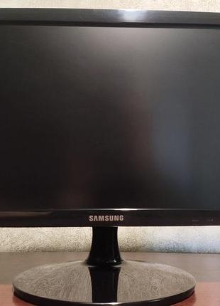 Монитор samsung s19c150n