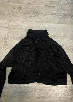 Чорна шовкова блуза