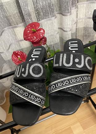 Шльопкі модні liu jo