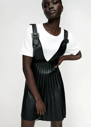 Сарафан з екошкіри zara,p. xs