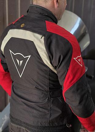 Женская мотокуртка dainese