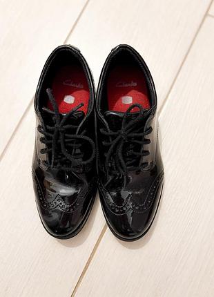 Оксфорди clarks havisham