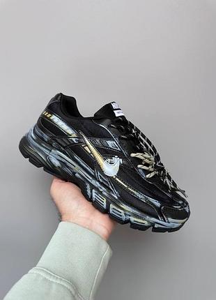 Nike initiator 8