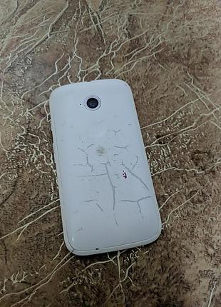 Телефон motorola moto e 1 поколение 2