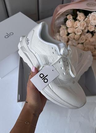Кросівки alo yoga runner white