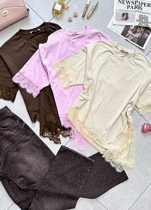 Асимметричная футболка с кружевом