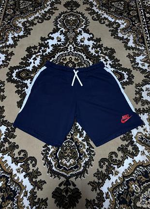 Чоловічі спортивні шорти nike sportswear
