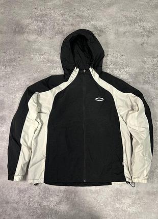 Corteiz black/white alcatraz windbreaker.