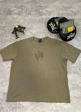 Hugo boss t-shirt (olive, logo print)