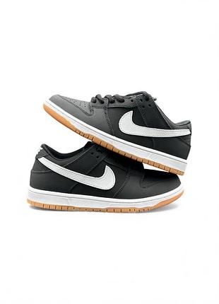 Nike sb dunk low black white 3