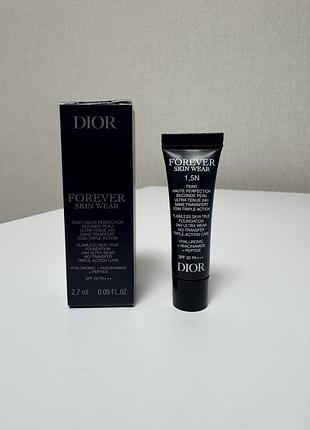 Оригінальний зразок тональної основи dior forever skin wear у відтінку 1.5n