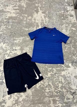 Дитячий спортивний комплект костюм nike