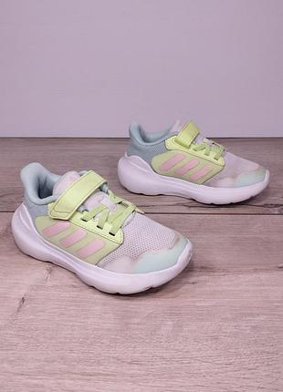 Кроссовки adidas 30р
