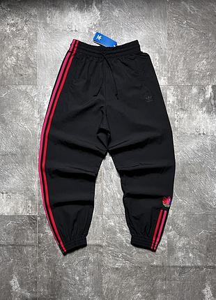 Нові чорні жіночі нейлонові штани adidas адідас штаны нейлон оригинал