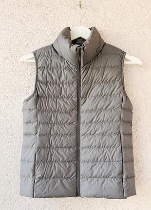 Женская жилетка uniqlo