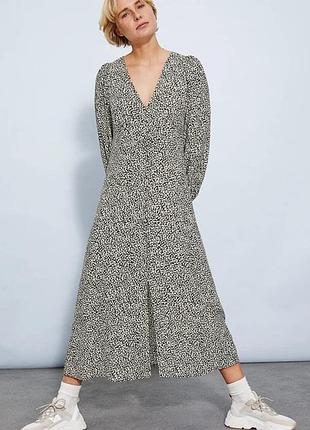 Довга сукня h&m в дрібні квіточки на ґудзиках м/л