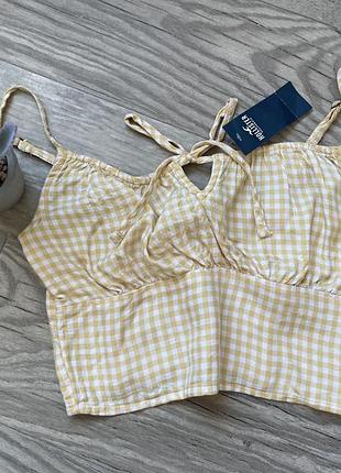 Кроп топ блуза hollister віскоза жовтого кольору розмір xs