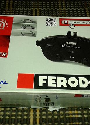 Тормозные колодки задние ferodo fdb1606
