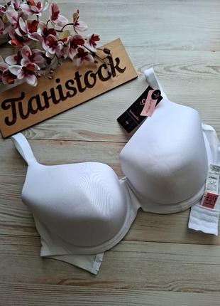 Гладкий бюст hunkemoller 85f