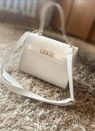Сумочка подібна до hermes kelly