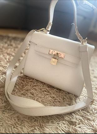Сумочка подібна до hermes kelly 3