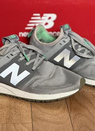 Кросівки new balance