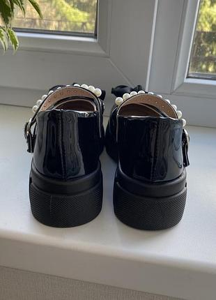 Туфлі лакові висока платформа 3