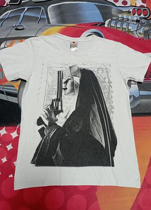 Футболка nun with pistol монашка