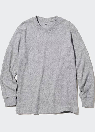 Базовый женский лонгслив uniqlo, size s (oversized может быть на м/l), состояние идеальное, плечи 48 подпятника 58 длина 62 рукав 57