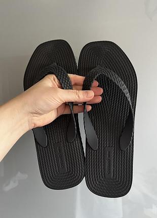 Шльопанці нові / в'єтнамки / фліп-флопс (flip-flops), oysho